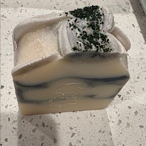 Eslira Natura Fog and Fern Forest Bathing With Juniper Berry Soap 5.5 oz.